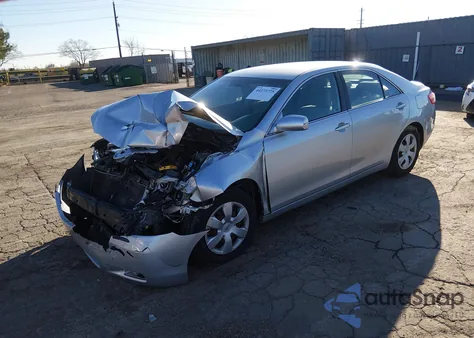 2009 Toyota Camry Le z USA, uszkodzony, nr VIN 4T1BE46K09U358677